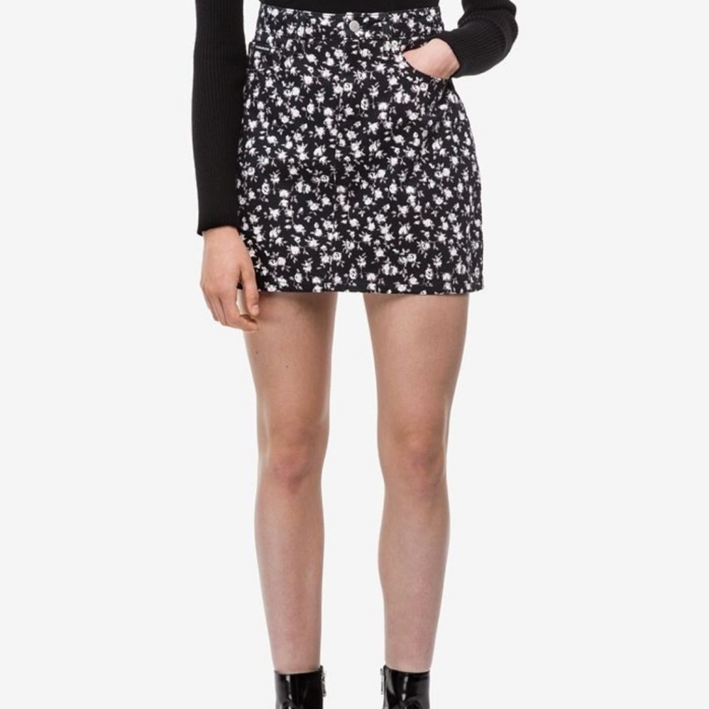 Calvin Klein Jeans Printed Denim Skirt